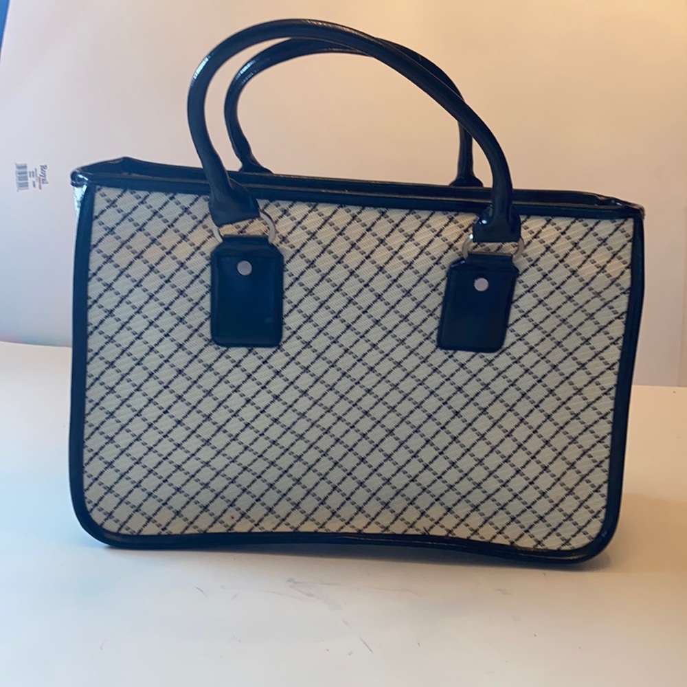 NWOT DKNY Bag